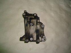 9636257580_SUPPORTO_ALTERNATORE_PEUGEOT_206_1.6_16v_2001_Q._01_S.M._10FX2F__(1).JPG