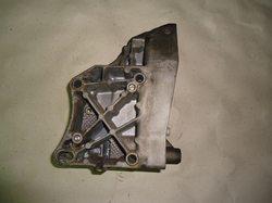 9636257580_SUPPORTO_ALTERNATORE_PEUGEOT_206_1.6_16v_2001_Q._01_S.M._10FX2F__(2).JPG