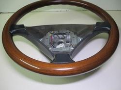 id_10441_AUTERN00010222_50459093_VOLANTE_IN_LEGNO_CON_AIRBAG_ALFA_ROMEO_156_ANNO_1999_156017268_Q.01__2__.JPG