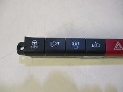 id_7274_AUTERN00007113_07355969320_PULSANTI_CRUSCOTTO_CITY_LUCI_DI_EMERGENZA_FIAT_PANDA_ANNO_2012_Q.01__2__.JPG