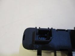 id_7282_AUTERN00007120_07356957180_BLOCCO_PRESA_CAVO_USB_FIAT_500_ANNO_2015_2019_Q.01__3__C4D6L3_.JPG