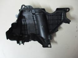 id_8131_AUTERN00007946_175B17170R_COPERCHIO_COPRI_MOTORE_RENAULT_MEGANE_1.5_DCI_ANNO_2009_Q.01__3__.JPG