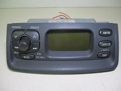 id_8982_AUTERN00008789_86110-52020-B0_AUTORADIO_RADIO_TOYOTA_YARIS_XP10_ANNO_2002_CN-TS0820A_Q.01__2__.JPG