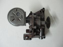 id_9136_AUTERN00008941_1644149138_POMPA_OLIO_MOTORE_PEUGEOT_1.6_16v_BENZINA_ANNO_2002_NFU_Q.01__1__.JPG